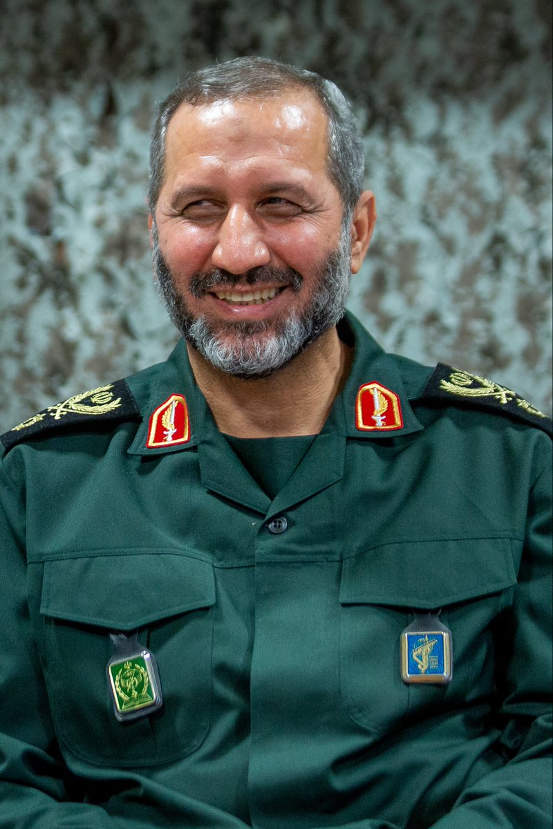maHsaaa78's tweet photo. وقتی یه جوجه برانداز، از براندازی جمهوری‌اسلامی حرف میزنه؛ 
واکنش سـ.ردار موسوی بلافاصله: https://t.co/eH6cWoW9nP
