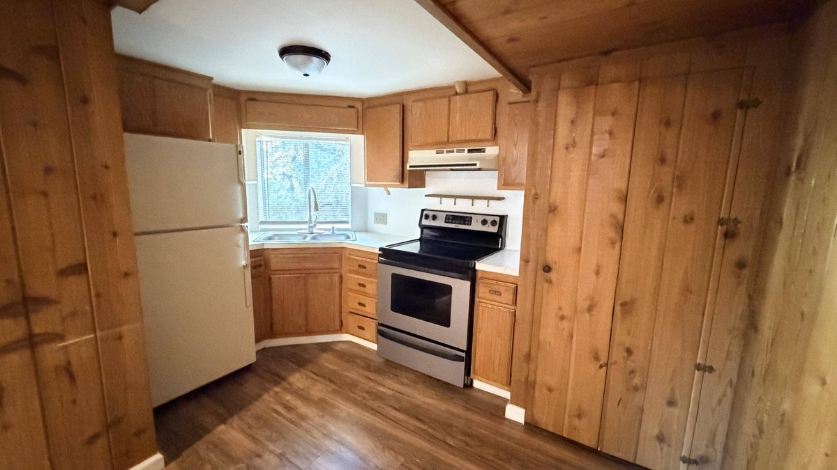 astewartidy's tweet photo. New rental: 23410 California 243 #B, Idyllwild. 1 bed, 1 bath, 450 sq ft with a deck. $1,200. Apply to schedule a showing. #NewListing
https://t.co/i19arciIJV https://t.co/mhUoLLfpjz