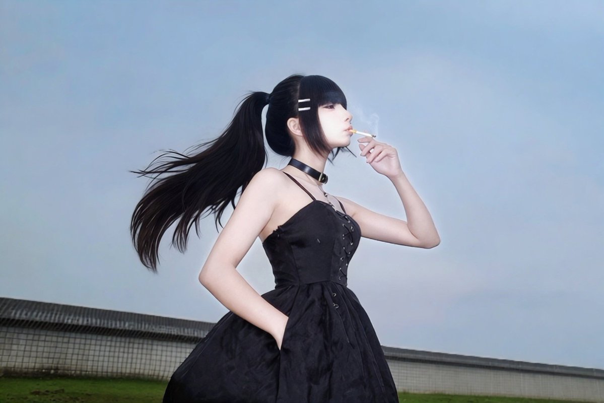 ratossaofofos's tweet photo. all a woman needs in life are cigarettes, a roof, and a frilly dress, right? 
#素晴らしき日々 #水上由岐 https://t.co/pGI9qaOoAm