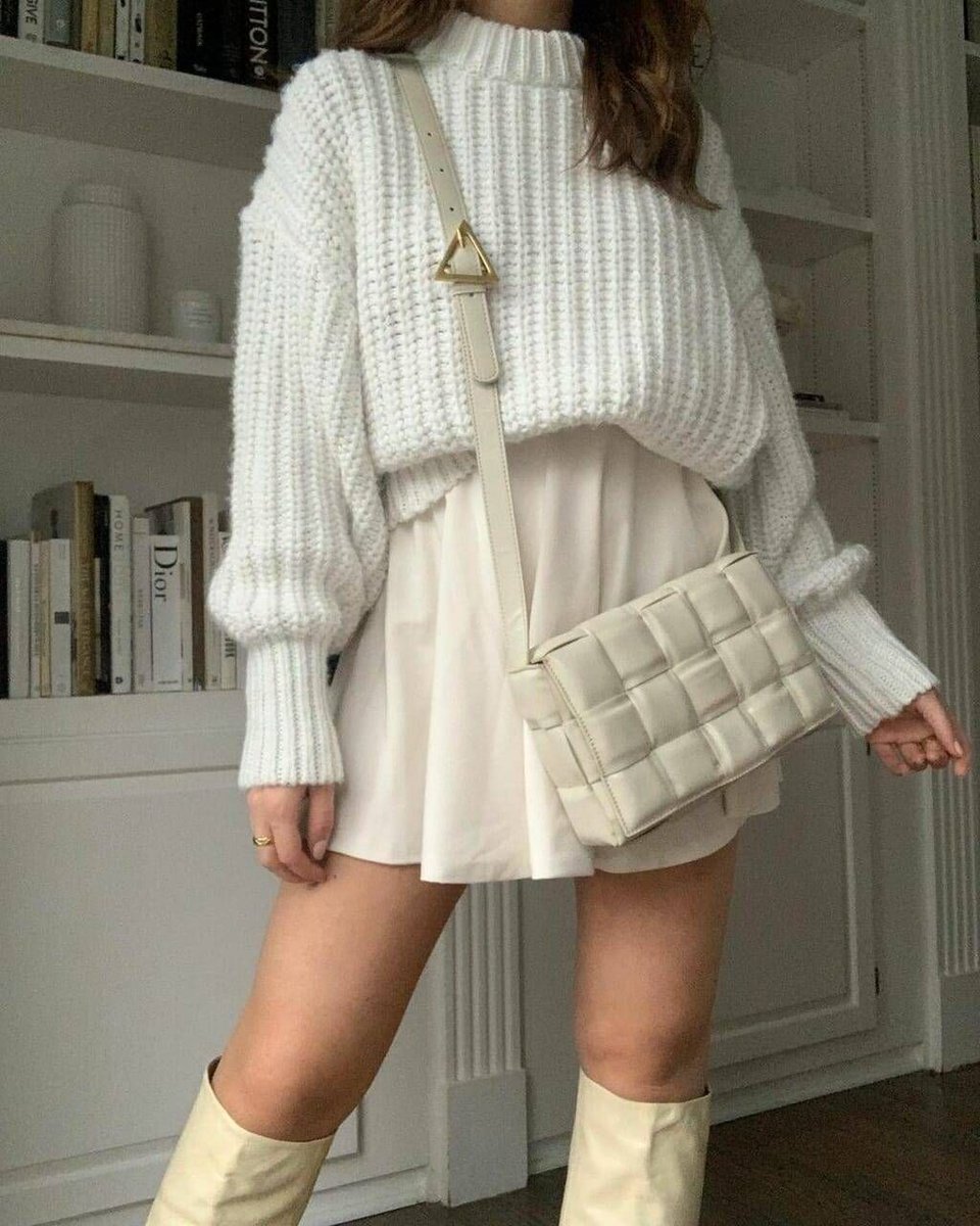 AnnaLewis0zz's tweet photo. (1) New Message for you: 💌 Hey you speak English ♥️ https://t.co/l6h2BaSq24
