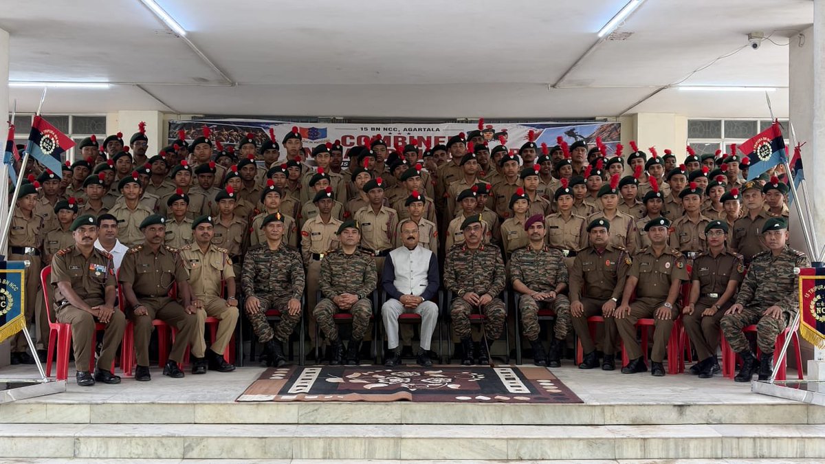 nccner's tweet photo. Maj Gen Anurag Vij, ADG NCC Directorate North Eastern Region, attended the Closing Ceremony of 15 Tripura Bn NCC’s CATC in Agartala on 20th September alongside Prof Debabrata Das, VC Tripura Univ.
Highlights:
✨ Inspiring addresses
🏆 Cadet felicitation
🎭 Cultural performances
☕ High tea & group photo
#NCC #YouthPower #Tripura #Agartala 
@HQ_DG_NCC 
@easterncomd
@vatsvirendra1
@proshillong