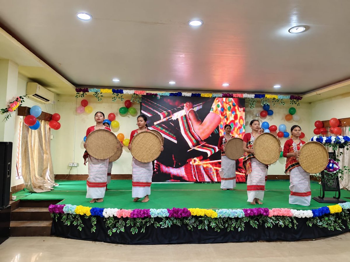 nccner's tweet photo. Maj Gen Anurag Vij, ADG NCC Directorate North Eastern Region, attended the Closing Ceremony of 15 Tripura Bn NCC’s CATC in Agartala on 20th September alongside Prof Debabrata Das, VC Tripura Univ.
Highlights:
✨ Inspiring addresses
🏆 Cadet felicitation
🎭 Cultural performances
☕ High tea & group photo
#NCC #YouthPower #Tripura #Agartala 
@HQ_DG_NCC 
@easterncomd
@vatsvirendra1
@proshillong