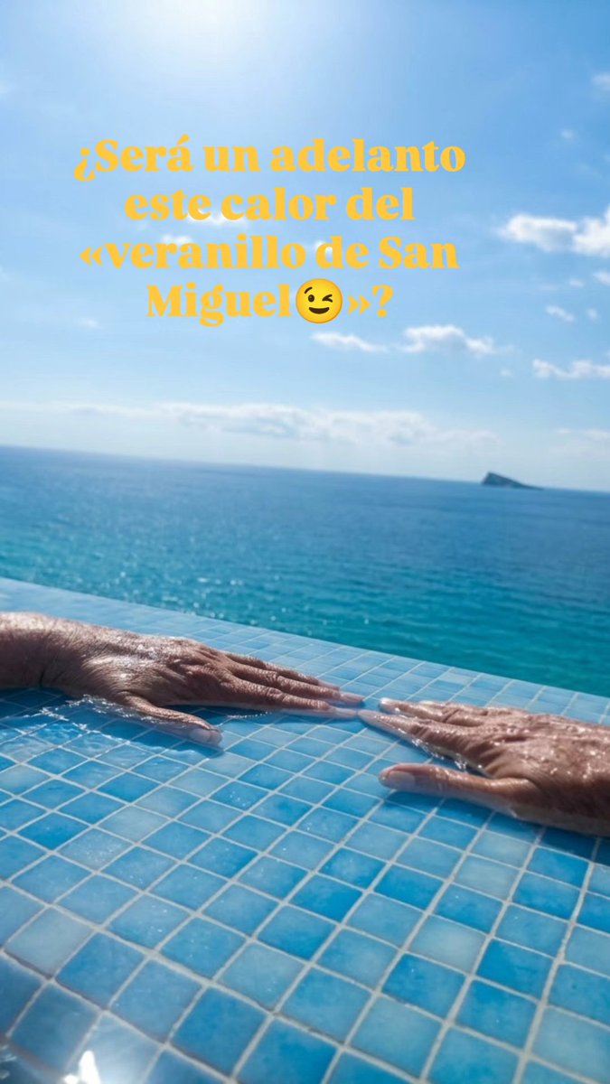 MIGUEBENIDORM's tweet photo. ¿Será?
☀️🌊🥵💙🍌📺💙😉. https://t.co/wRgrB5NWHv