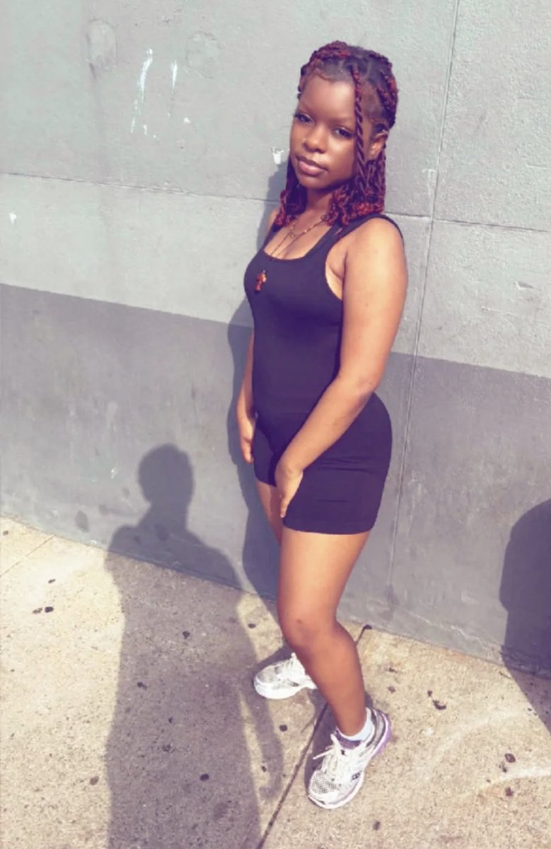 princessbuzn's tweet photo. js a lil spam 💎 #yaniibitch #brownskinsdoitbetter #spam https://t.co/k0wC2CS53W