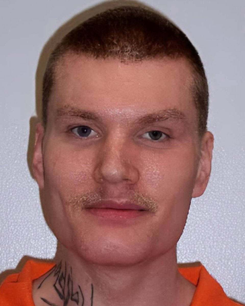DavidJHarrisJr's tweet photo. 🚨A young man begged prison officials not to lock him in a cell with the monster who abused his sister—and when the system ignored him, instant justice took over.

In 2020, Washington state inmate Shane Goldsby arrived at the Airway Heights Corrections Center. To his absolute horror, prison staff assigned him to share a cell with 70-year-old Robert Munger—a convicted child predator serving a 43-year sentence for abusing Goldsby's own sister.

Goldsby repeatedly begged prison staff for a cell reassignment, warning guards about the extreme conflict of interest and the impossibility of sharing a small space with the man who destroyed his family. Corrections staff ignored his warnings, forcing them into the same small cell.

When Munger reportedly began talking about Goldsby's sister inside the cell, the pressure exploded. Goldsby attacked the predator, delivering a fatal beating.

Goldsby pled guilty to murder and received nearly 25 additional years in prison. In court, Goldsby expressed remorse to Munger's family, but pointed out the catastrophic failure of prison administrators: "I kept asking to be moved. I knew what would happen... The system set this up."