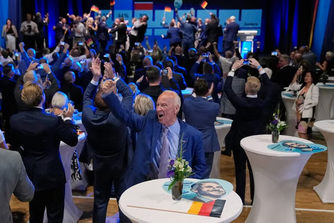 BasilTheGreat's tweet photo. 🚨BREAKING: THE AFD PROJECTED TO WIN AGAIN

The exit poll for Mecklenburg-Vorpommern has come in with the AfD in FIRST PLACE

AfD - 37.1% (+20.4)
SPD - 35.6% (-4.0)
LINKE - 7.4% (-2.5)
Greens - 5.5% (-0.8)
CDU - 5.4% (-7.9)
BSW - 5.0% (+5.0)
FDP - 1.1% (-4.7)

THEY'RE ALL GOING HOME