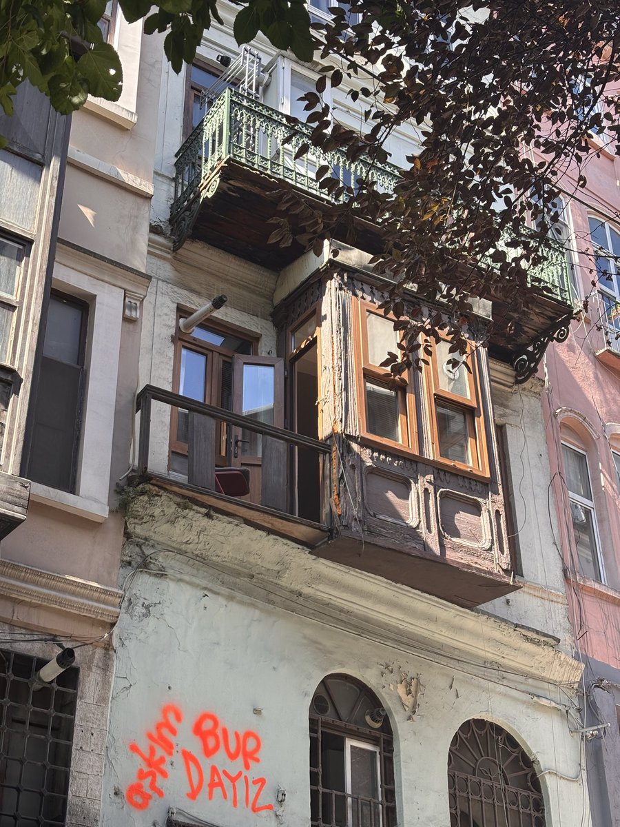sedagrad's tweet photo. nerdesin aşkım? https://t.co/l5fsyn7TWf