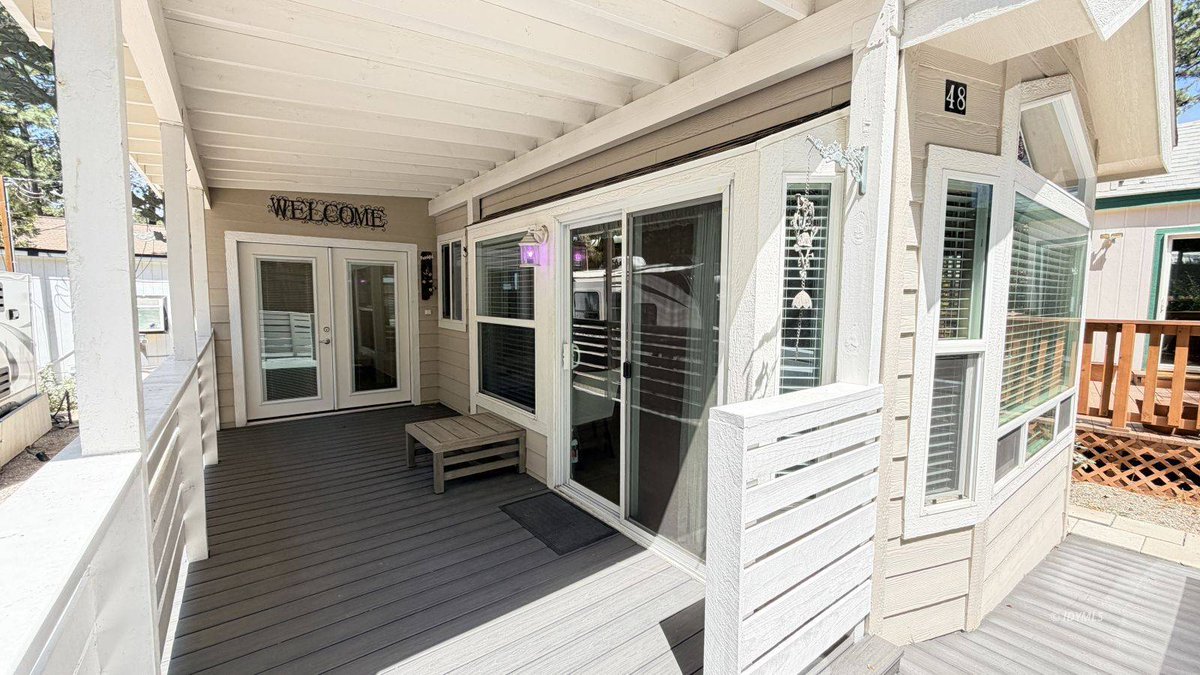 astewartidy's tweet photo. 2020-built 2-bed, 0.75-bath, 520-sq-ft Idyllwild home for $155K. 55+ community; approx. $850/mo space rent.
https://t.co/xWdNqnaOy0 https://t.co/UksDrhRAwD