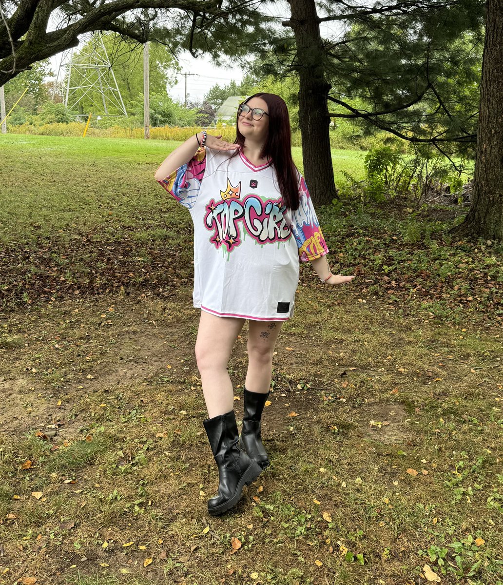 RHEASFLAIR's tweet photo. top girl reppin ( as always ) 💗🦋✨ 

go get a jersey!!!! https://t.co/73qRW6Nt5u 

@MsCharlotteWWE https://t.co/ShxBmOIRBC