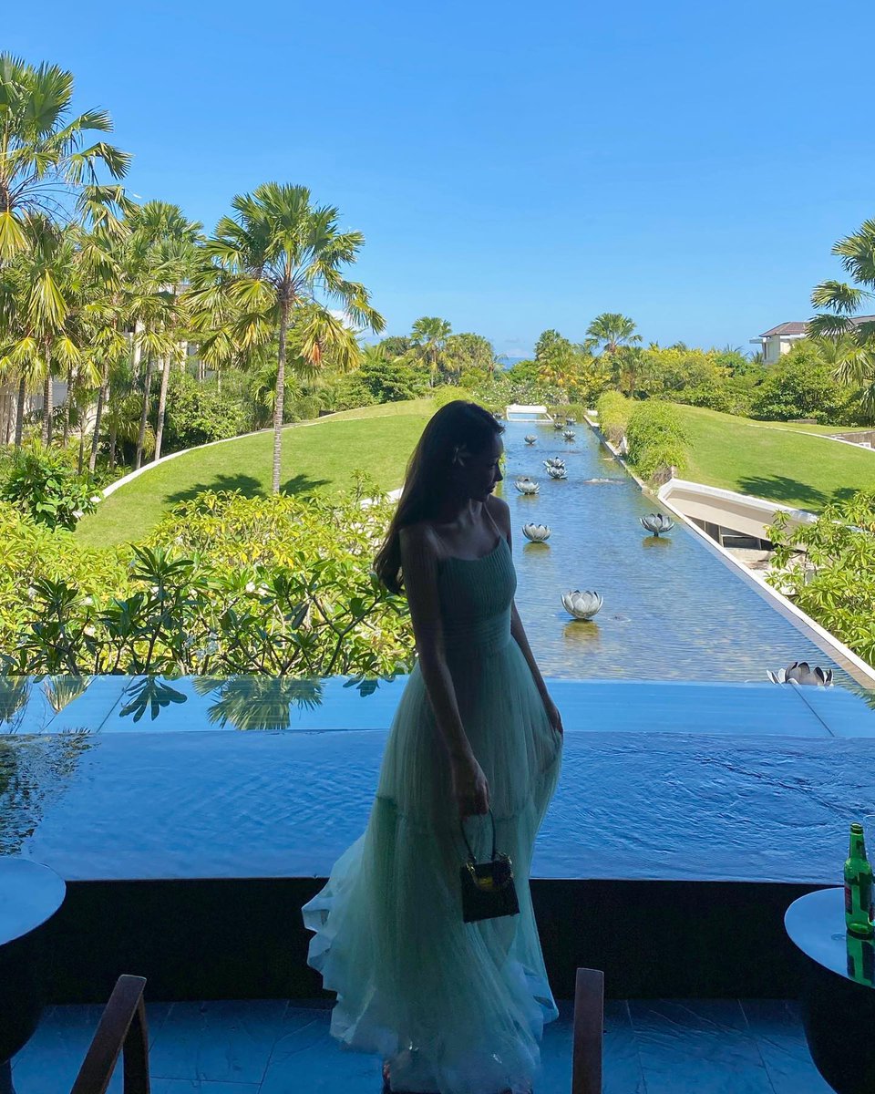 wellingoool's tweet photo. Greetings from my side ✨ you’ve got a spark in you—let it light up the path ahead. 🌼
fiAW https://t.co/lrctWQJhzi