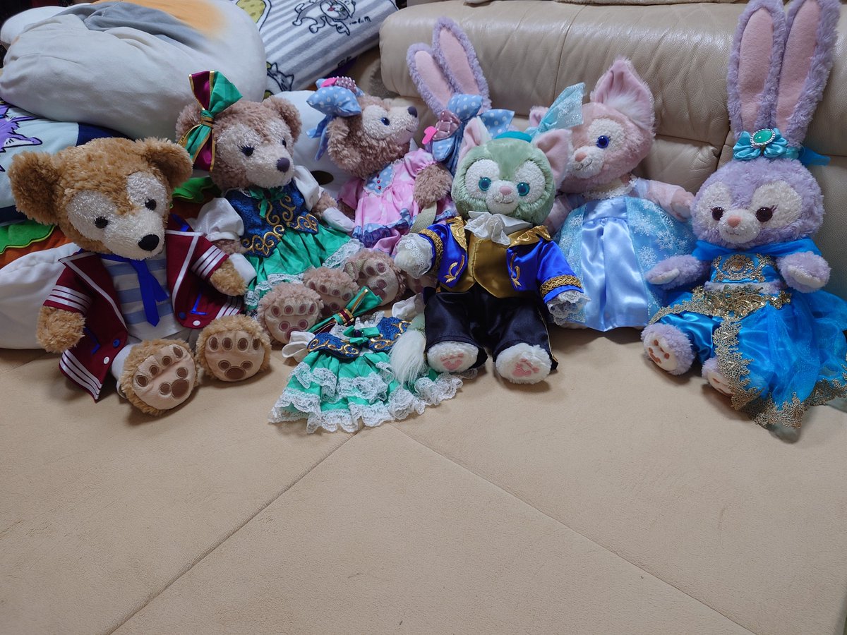GyokRingo's tweet photo. 青のスナップボタン無くなった‼
明日ダイソーに見に行ってみよう🤔
確か、前はダイソーで買った気がする
白いのは手芸店だけど🤣 https://t.co/KdUiI1kXPL