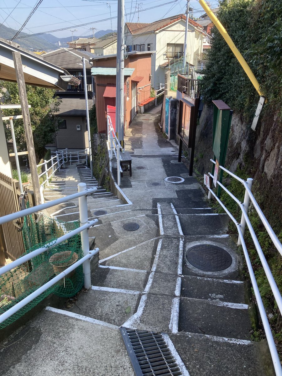 kazukieguchi's tweet photo. 長崎に行きたいが行けない人に贈る長崎の風景シリーズ https://t.co/MvxiIgaTkg