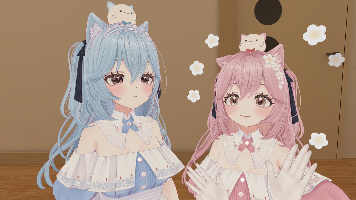 rindo10vr's tweet photo. 始めた初期にフレンドになれて以来久しぶりの再会でした🌸
青色のリナシータちゃんに会えたので写真撮ってもらった🩵 https://t.co/bbeS45tsMN