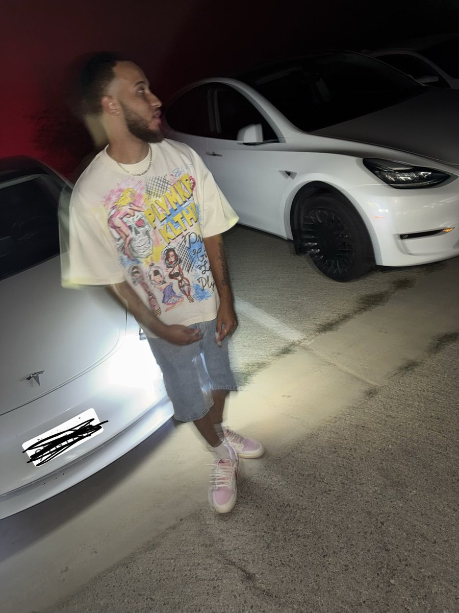 bustdownad's tweet photo. 🥶🚀💰 https://t.co/edY1KIQX9C