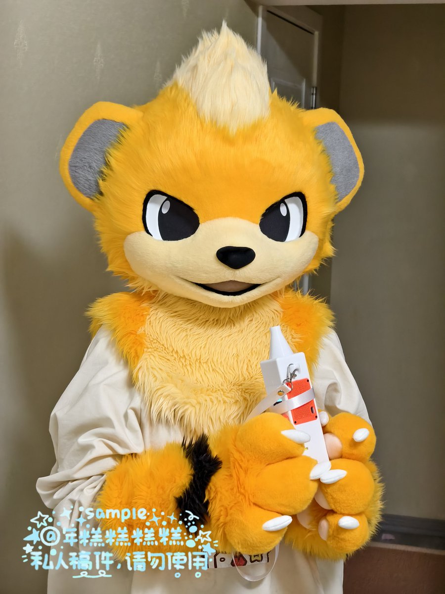 ningogogog19911's tweet photo. 🐶🧡💛🩶#Pokémon #fursuit  #fursuitforsale https://t.co/otRA5YhrBK