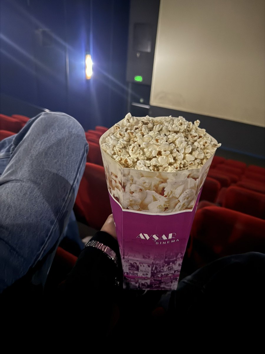 IrSam0903's tweet photo. 19.09.26💗🍿 https://t.co/3mNA3BGOVs