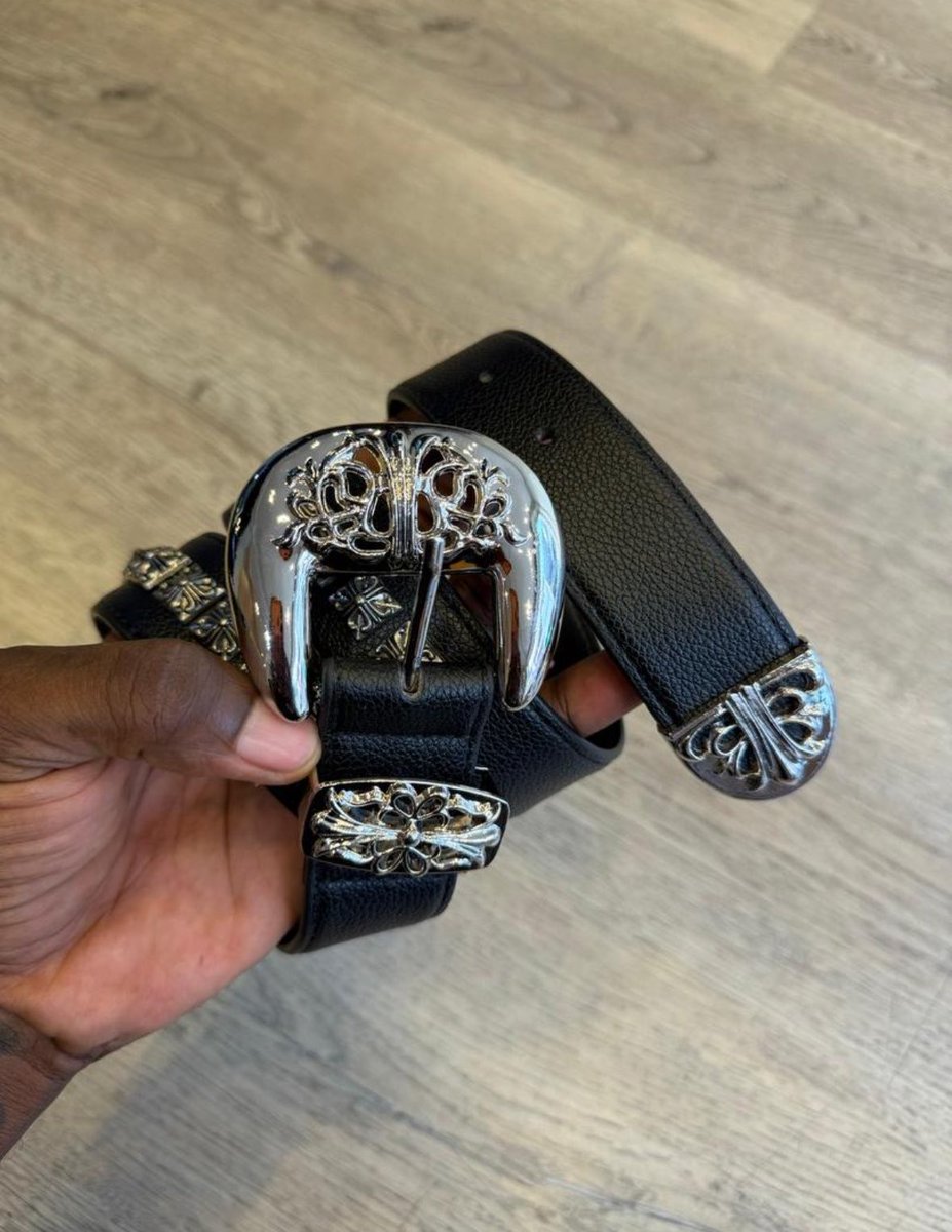 swagtemple400's tweet photo. Chrome heart belt available #chromeheart #swag #belt #DarkAesthetic #LuxuryStyle #EliteStyle #AllBlack #StreetLuxury #RichVibes #SilentLuxury #DarkFashion #Menswear #CleanFit #DripCheck https://t.co/AkEgGMzJ08