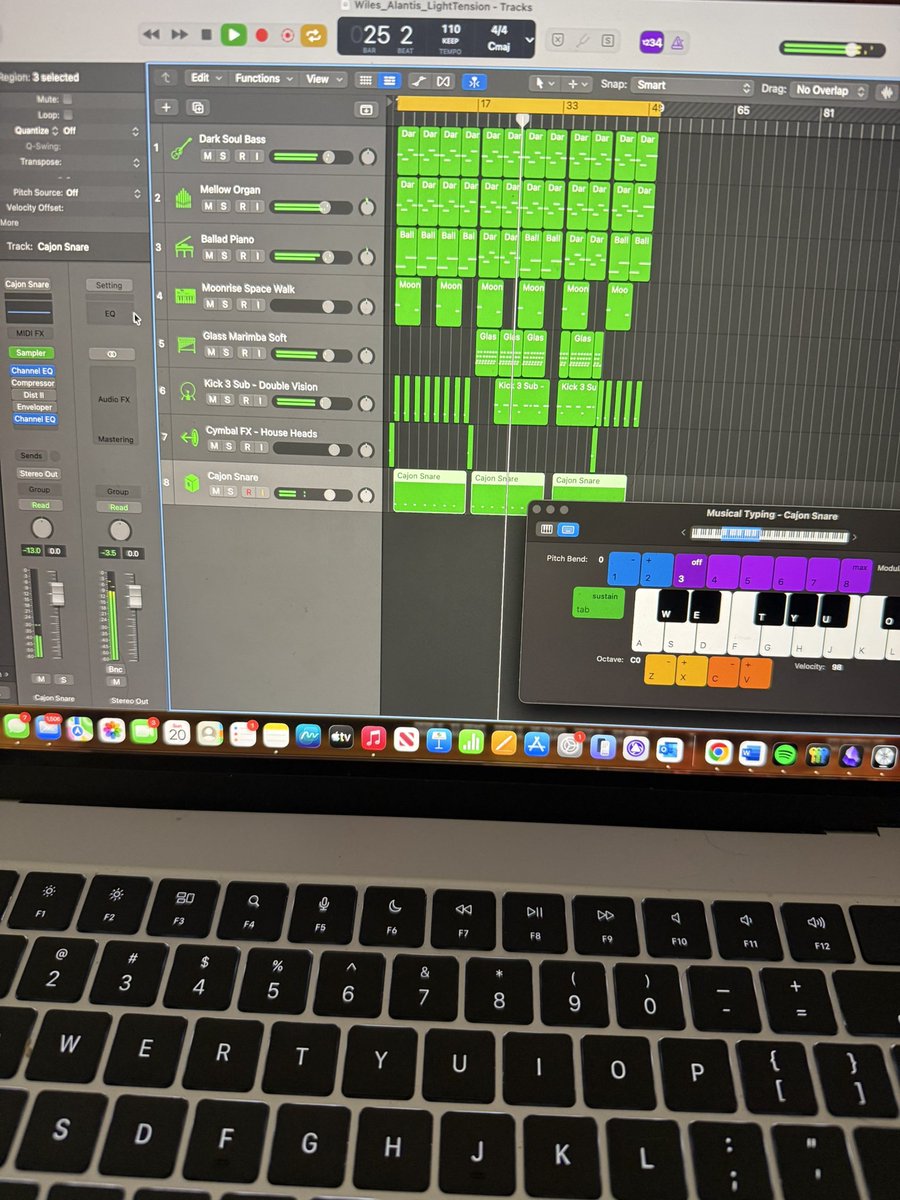Alantis_Wiles's tweet photo. Working on a Light Tension Cue 
#cuemusic #musicbusiness #blowthisup #est_rvp https://t.co/sWhL55TVa9