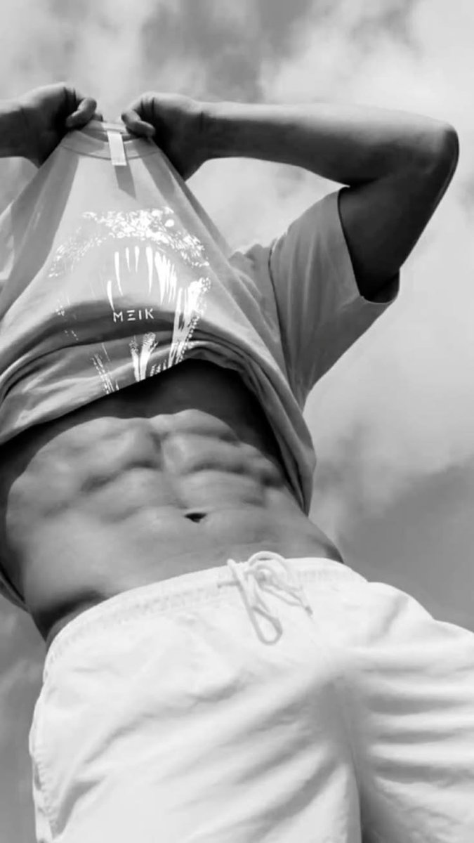 Burn_TheWorld's tweet photo. ㅤㅤ   
ㅤㅤ   
ㅤㅤ            ╾──── ･⛧ ────
                    #SeductiveSunday
ㅤㅤ            ╾──── ･⛧ ──── https://t.co/IT6plrPyAW