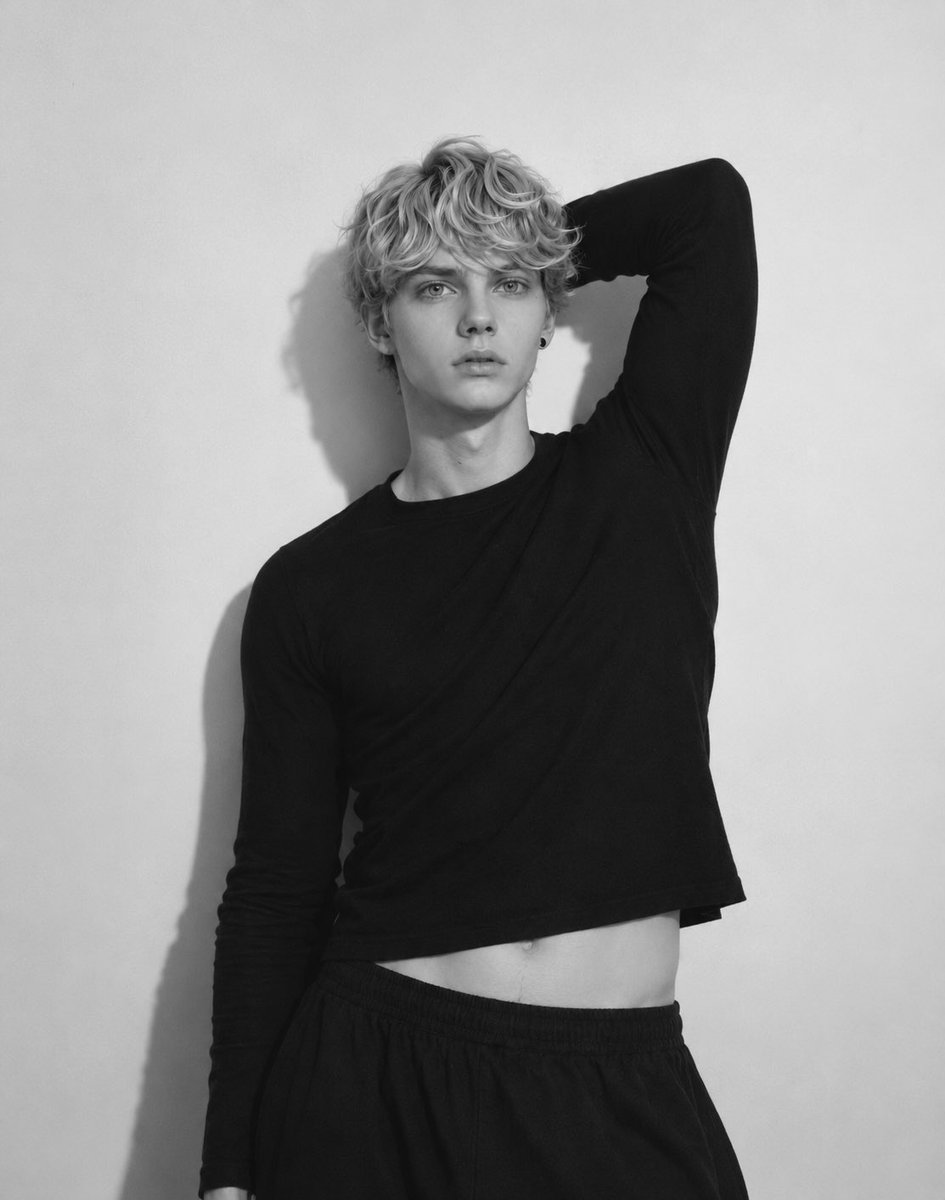 eeexmmmxuuu's tweet photo. DO🖤🤍
少し久しぶり。
Davidの顔がいつもわからない🤷‍♀️ https://t.co/PdV9pLrhfh