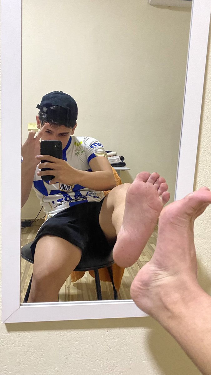 MestreZnc's tweet photo. só esperando quem vai vir lamber e tributar o novinho 😈😈
 
#pes #alpha #novinhodopirocão 
https://t.co/cY3m1WXpCS https://t.co/fd9t0ZlDsC