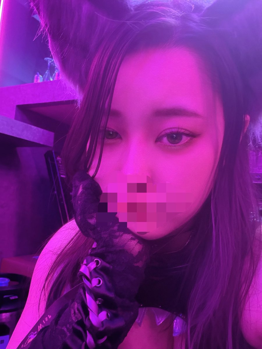 furu_wisp's tweet photo. 実は降臨してるんですよ〜

今人間達少ないから可愛いサキュバスちゃん独り占め出来るよ〜 https://t.co/ICX2X0irBO