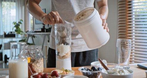 DavidRulerIFA's tweet photo. What do supplements actually do and why do athletes take them? https://t.co/zSB4k0Vm18 https://t.co/IpNC1Aota6