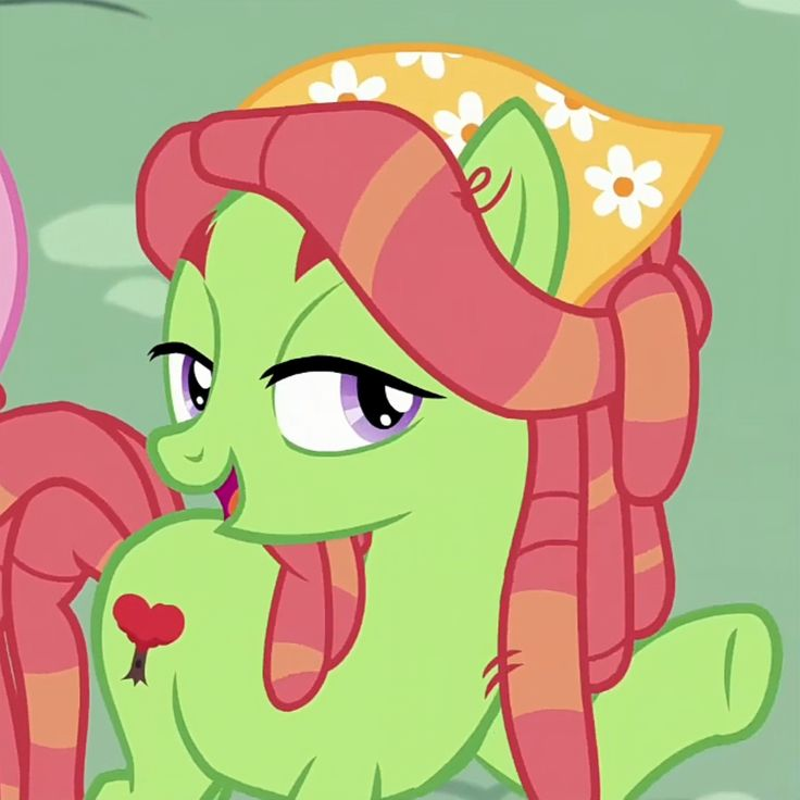 madeofcandyy's tweet photo. we need a MAIN green pony fr green ponies rule and we have only a few of them https://t.co/7YEMkyNwTN
