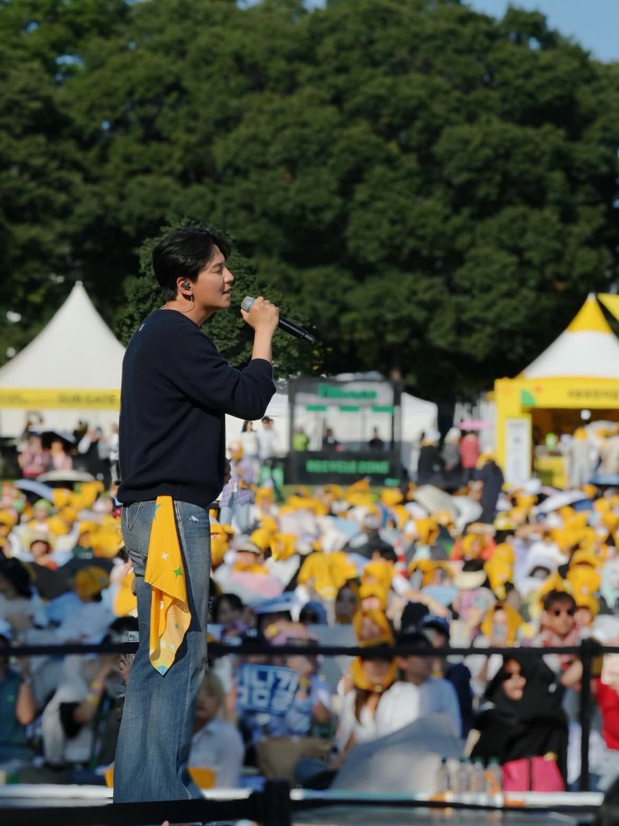 KNG_4ever's tweet photo. [Kim Nam Gil] oppa IG update 💜💛

"2026 KB Joy Olpark Festival"

#KIMNAMGIL
#김남길 
#KBJOF2026 
#KBKookminbank
#GILSTORY https://t.co/hRLScrJEdQ