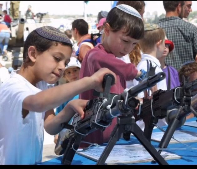 FerayTrker1's tweet photo. @isaacrrr7 @realMaalouf Israilde yaşadığına göre bunları da deneyimlemişsindir,kimsenin söylemesine gerek kalmadan hem de  😉 https://t.co/H884606eEK