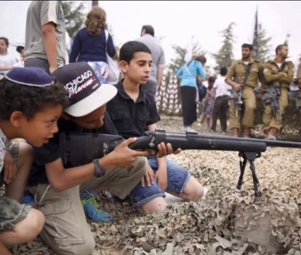 FerayTrker1's tweet photo. @isaacrrr7 @realMaalouf Israilde yaşadığına göre bunları da deneyimlemişsindir,kimsenin söylemesine gerek kalmadan hem de  😉 https://t.co/H884606eEK
