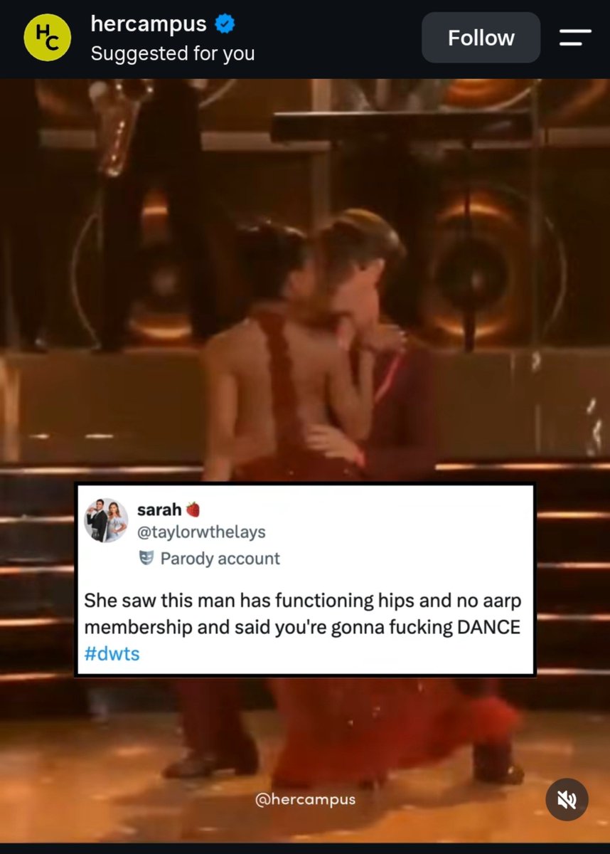 taylorwthelays's tweet photo. Oh no I'm on the jumbotron https://t.co/AChEEngcur