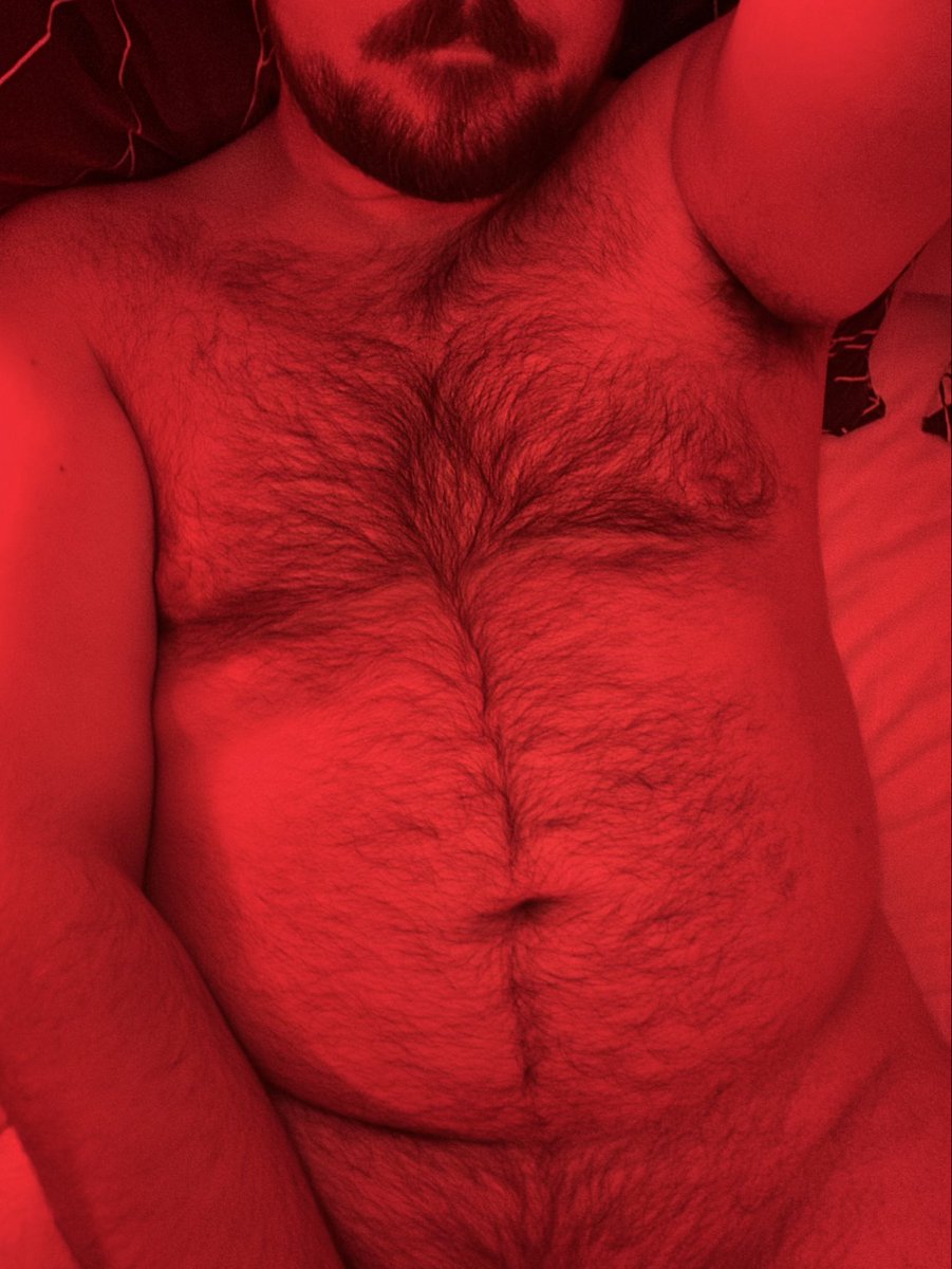 geolojosh_'s tweet photo. he’s red for an amazing reason https://t.co/v3cKdP4yGL