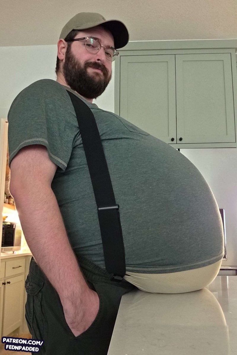 FedNPadded's tweet photo. Resting a heavy load https://t.co/gNQn5F65Yl