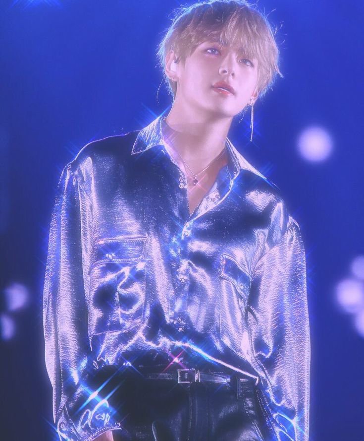 taeprettyeyes's tweet photo. Current obsession this genre of taehyung pictures https://t.co/pgCWtMSz2y