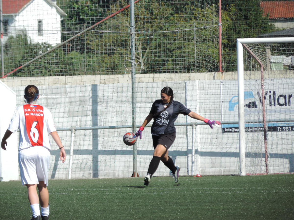 sdovaldenaron's tweet photo. ⚽🔴⚪️Vitoria do noso Feminino B!
Tres puntos que se quedan na casa tras gañar 1-0 ao Eiris S.D. nun partido moi traballado, no que as nosas deron todo desde o primeiro minuto ata o asubío final.
Parabéns, equipo! 💪❤️ Seguimos!
#Imusval #FamiliaValexa #FútbolFeminino https://t.co/gvorXgydk2