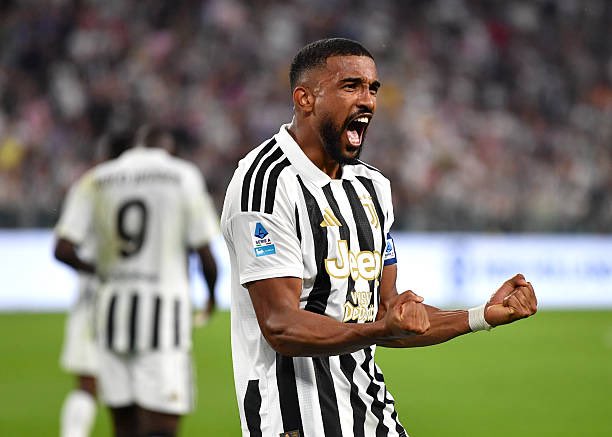 GingaBonitoHub's tweet photo. Disrespected by Tite
Disrespected by Ramon Menezes
Disrespected by Fernando Diniz
Disrespected by Dorival Júnior
Disrespected by Carlo Ancelotti

When are the Seleção managers going to realize that Bremer has been our best CB for years? https://t.co/cOKM3JTmJE