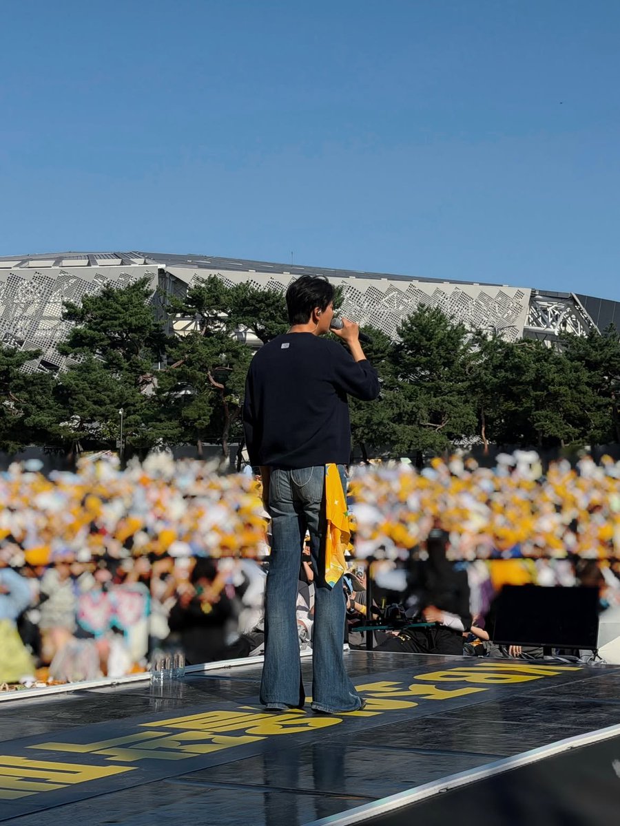 KNG_4ever's tweet photo. [Kim Nam Gil] oppa IG update 💜💛

"2026 KB Joy Olpark Festival"

#KIMNAMGIL
#김남길 
#KBJOF2026 
#KBKookminbank
#GILSTORY https://t.co/tGvtBzHhDB