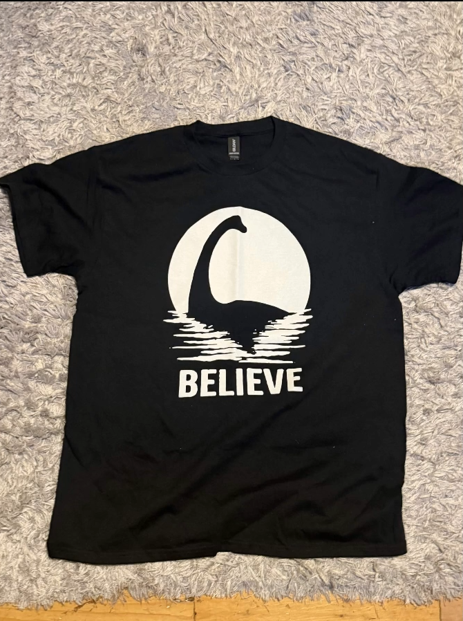 wifieslore's tweet photo. the shirt wifies sent to schpood awww https://t.co/mp14g45inB