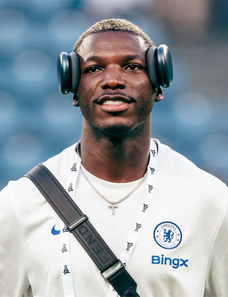 UAI_fx's tweet photo. Moisés Caicedo will rest and train at Cobham during the international break… ✅

#cfc https://t.co/Fm2L3IO2MA