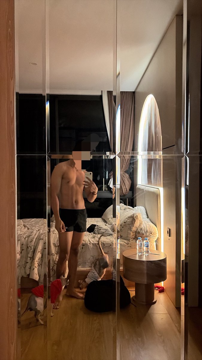 mosesyou_'s tweet photo. Sedikit buncit gpp yang penting MANTEP😂😂 https://t.co/htLApmm9Da