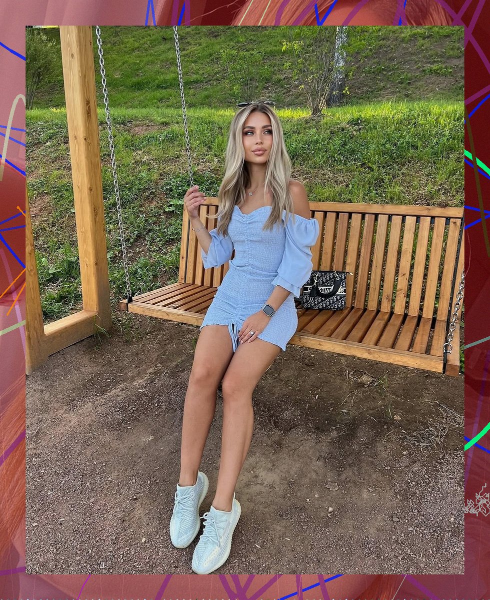 AlissonfsVoqQ0's tweet photo. Döşemealtı sabahı bana kırgınlıklarım karakterimin tamamı değil. Aksu akşamıysa beni olduğumdan küçük gösteren hiçbir aynaya 🥰 inanmıyorum. Bu duygu Kaş ve Kepez arasında benimle kaldı. antalya https://t.co/Dn2QtOeS47