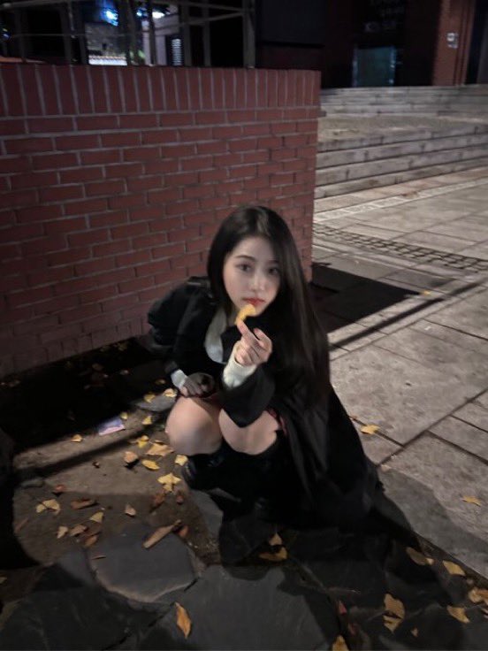 sparklingrose_7's tweet photo. 가을이 온다는건 뭐냐?
 ㄴ안예린의 계절이 온단 소리임 https://t.co/8M2edrZFuH