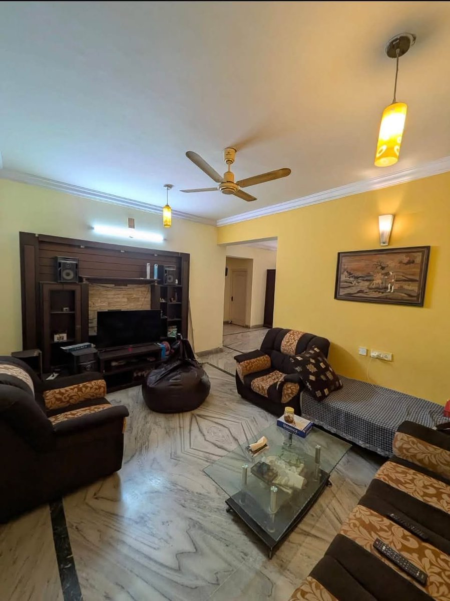 FlatX_Shoutout's tweet photo. 🏡 Male Flatmate Wanted in Bellandur
💸 Rent: ₹19000
💰 Deposit: ₹50000

Checkout: https://t.co/wixbu0JXI4

#flatx #flatsandflatmates #flatmate #Bengaluru https://t.co/vdzCayimWi