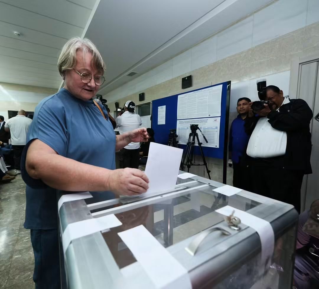 PrensaPopulr's tweet photo. 🗳️ Este domingo 20 de septiembre, la Embajada de Rusia en Managua habilitó el Colegio Electoral No. 8240, donde ciudadanos rusos residentes y de visita en Nicaragua ejercieron su derecho al voto https://t.co/9GtrthqJOD