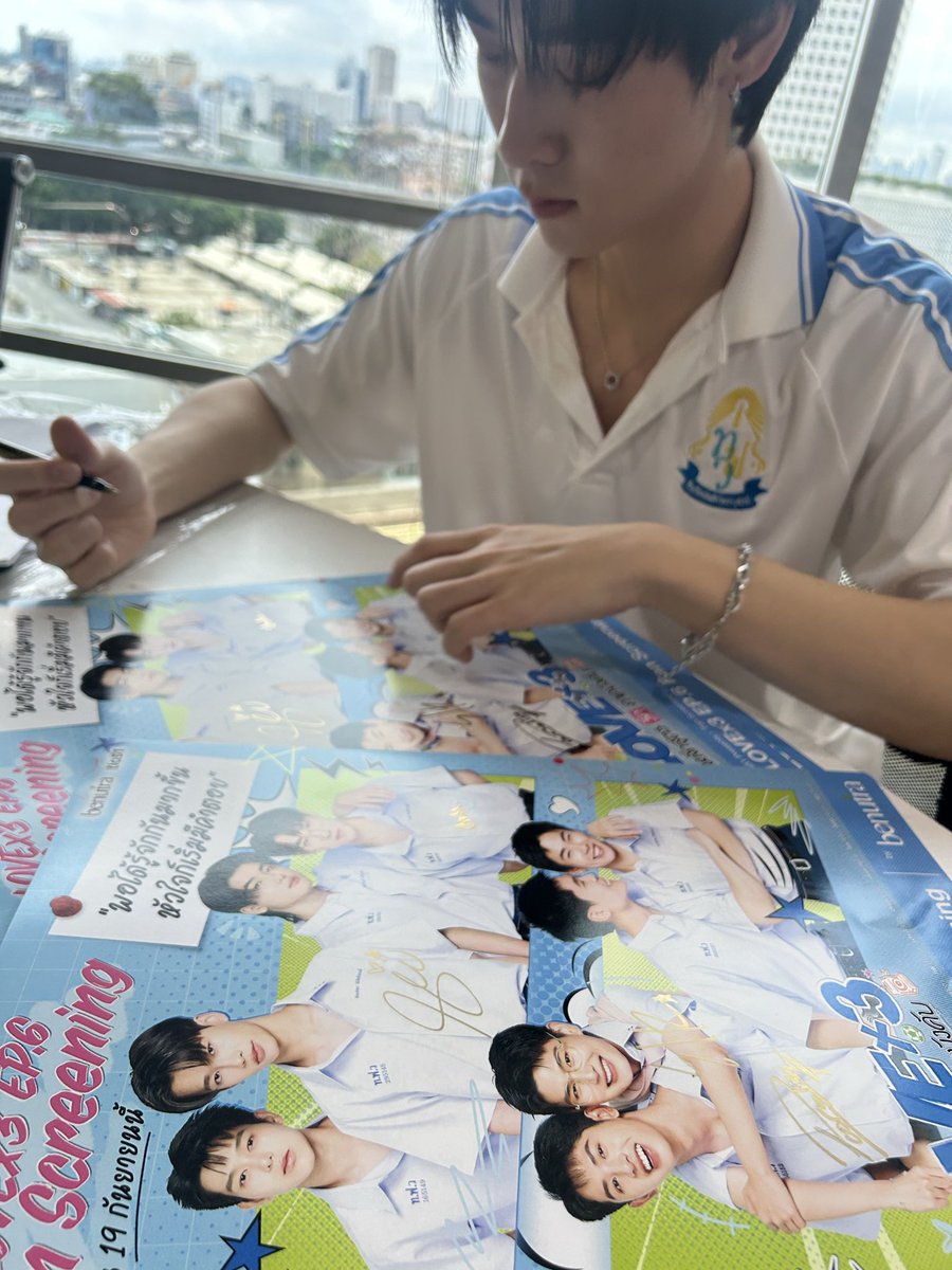njprompt's tweet photo. รางวัลอันดับ2
LOVEX3 HEARTWARMING

#หลักสูตรรักบทที่6 https://t.co/JRy0SnvPiy