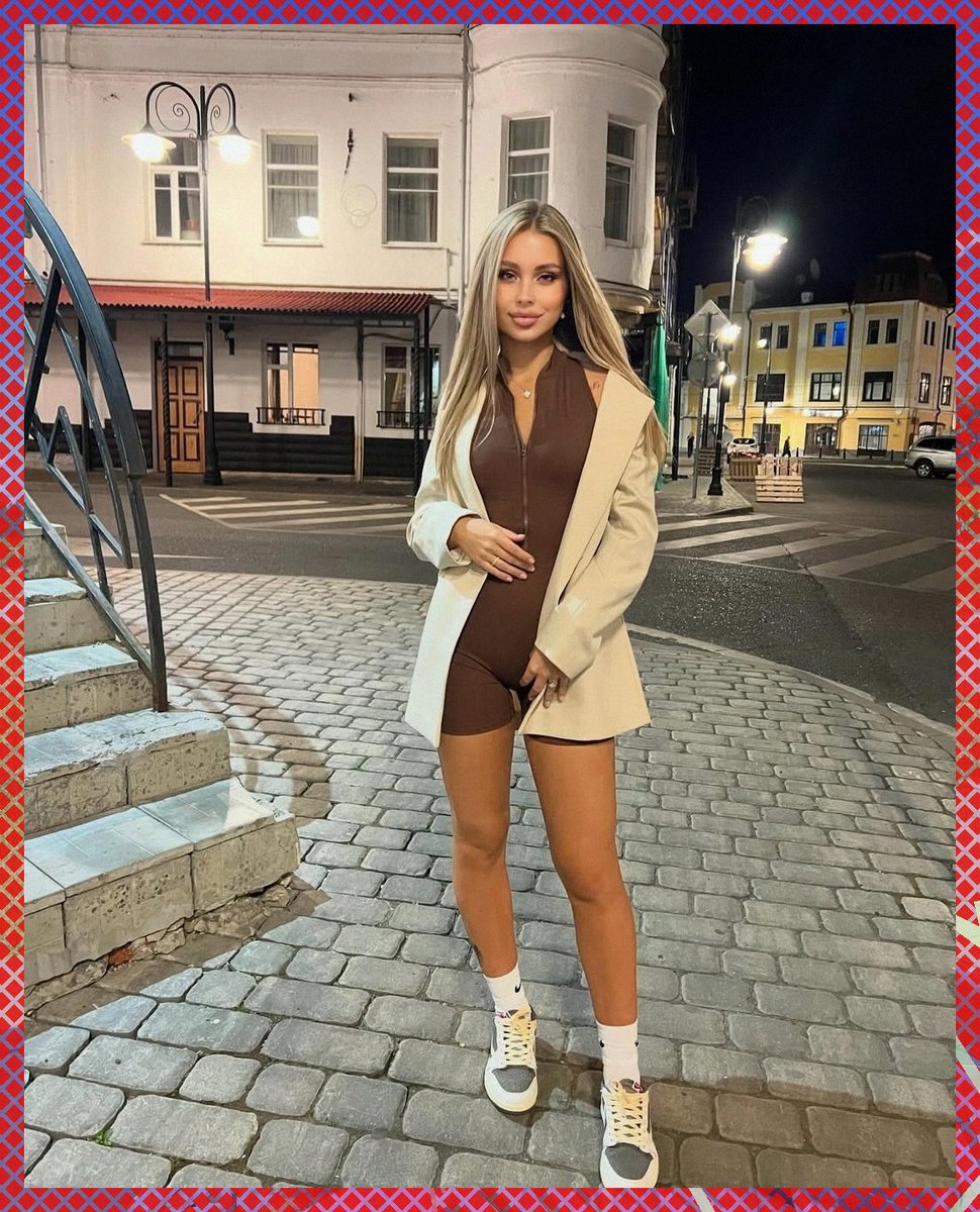AlissonfsVoqQ0's tweet photo. Çifteler bir başlangıç, Mahmudiye kısa bir mola oldu; Tepebaşı ile elrvzb Sivrihisar arasında kendi emeğimi küçük göstermeyi bıraktım. Beni rahat bırakan bir hayatı, beni beğenen bir kalabalığa tercih ederim. eskişehir https://t.co/87uSRlLTJW
