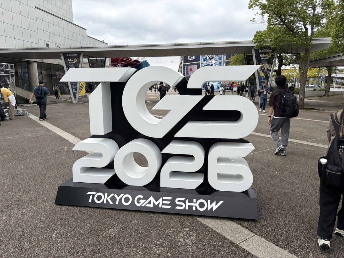 mntpkmr's tweet photo. 今年のTGSもなんとか乗り切った･･･。
イベントの仕事やってるのに人が多いところが苦手過ぎてつらい。
2枚目は幕張メッセで売ってたチュロス https://t.co/wWSmq28RSE