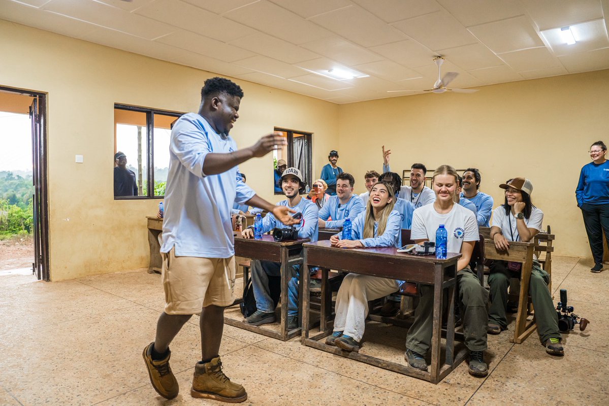wode_maya's tweet photo. It was an absolute honor to host MrBeast and 20 other amazing creators in Ghana 🇬🇭. What an incredible experience! 🙏🏾 https://t.co/3gdbhDmjkr