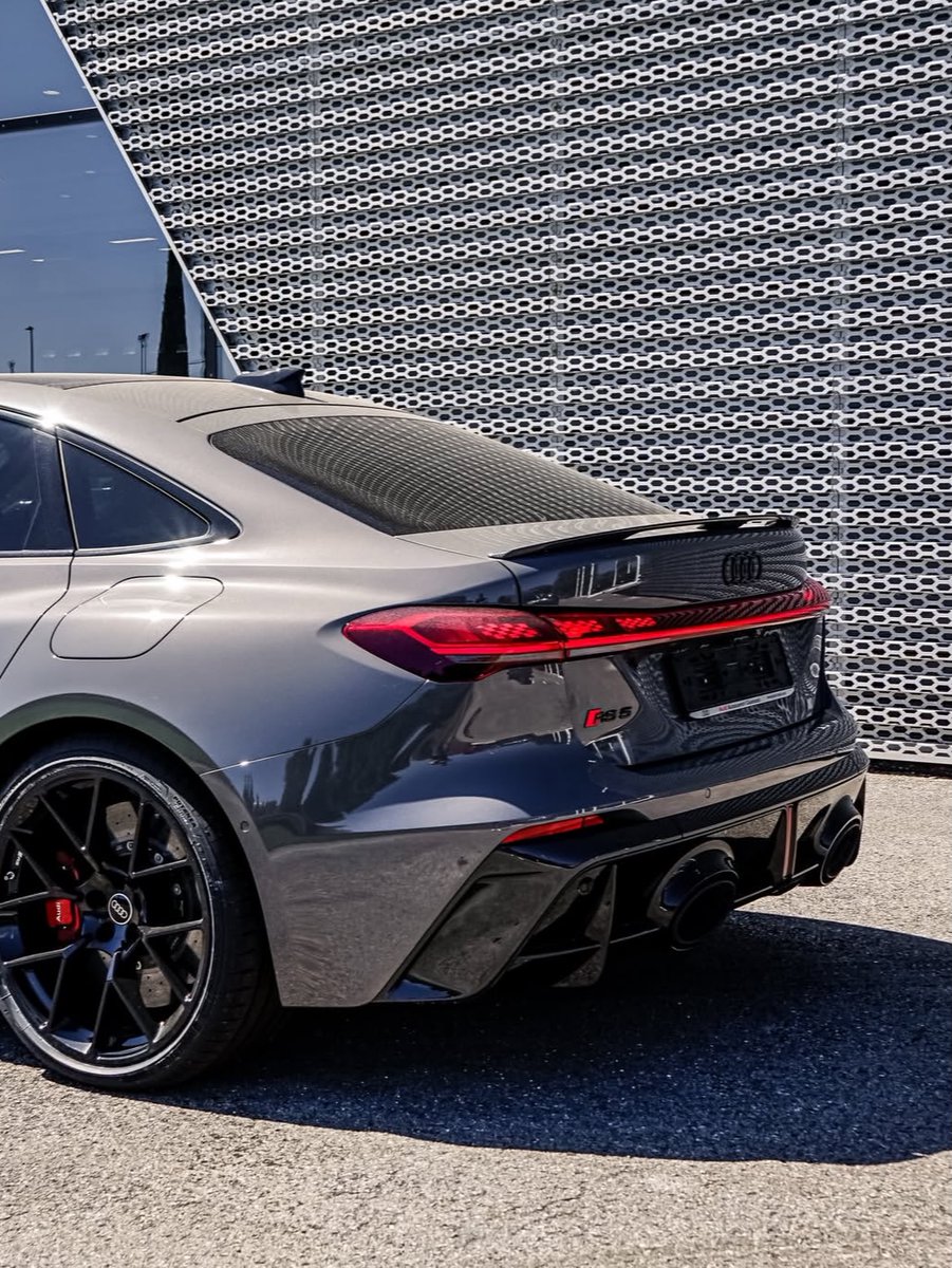 nocarcontext's tweet photo. 2027 Audi RS5 🩶🩶 https://t.co/6q0tCZN8Td